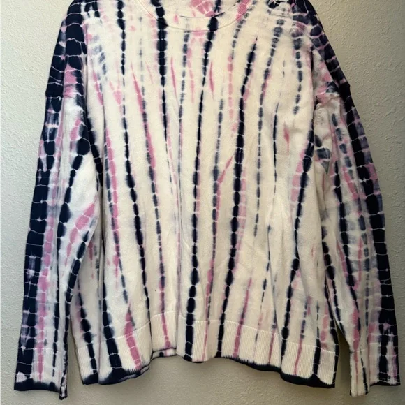 Lululemon Tie Dye Crewneck Sweater
Linear Tie Dye Mineral Blue Multi - Picture 4 of 6